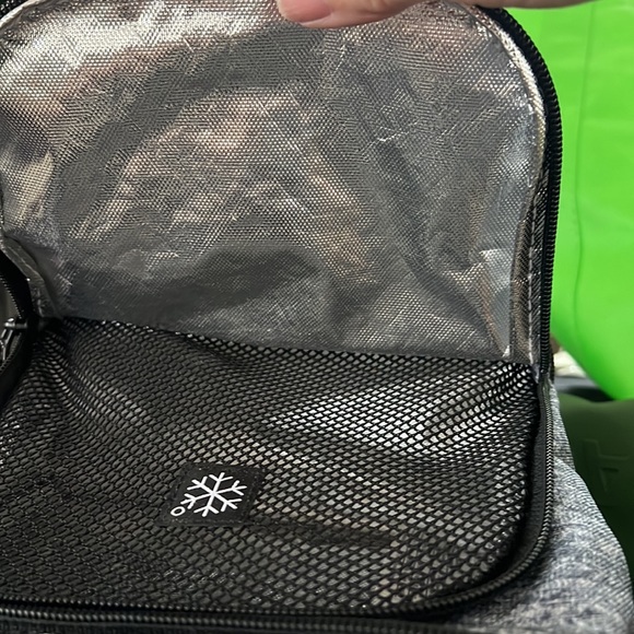 Lunch bag still in perfect condition - Picture 4 of 10